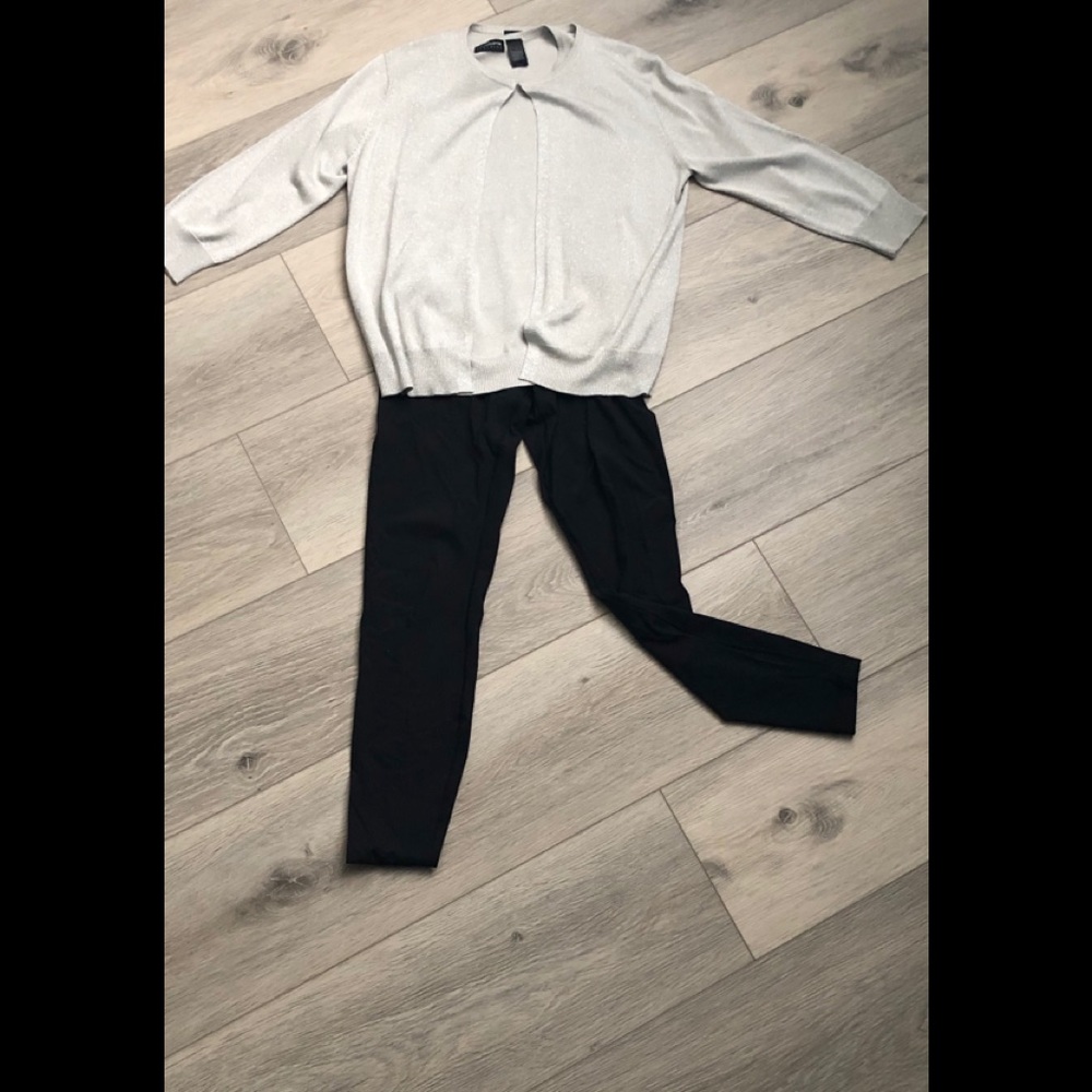 ⭐️ Liz Claiborne 2 Piece Knit Cardigan & Tank Set